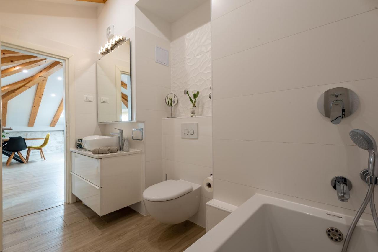 Lighthouse Central Apartments โอมิช ภายนอก รูปภาพ